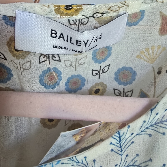 Revolve BAILEY 44 Kara Creme Fraiche Blouson Tiered Smocked Dress Size Medium - Picture 8 of 10